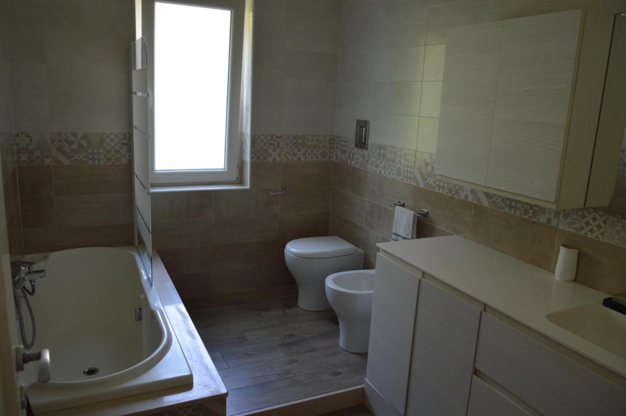 La Casa Di Barry Bed & Breakfast Pozzuoli Exterior photo